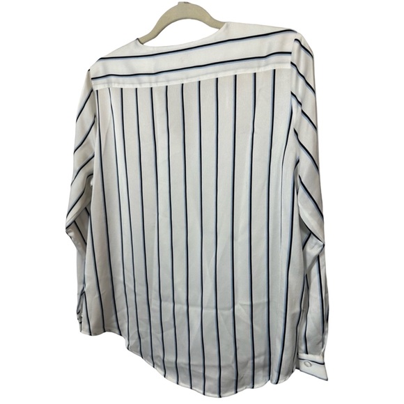 NWT Vince Camuto New Ivory Blue Stripe long sleeve faux wrap blouse Size M - Picture 2 of 4